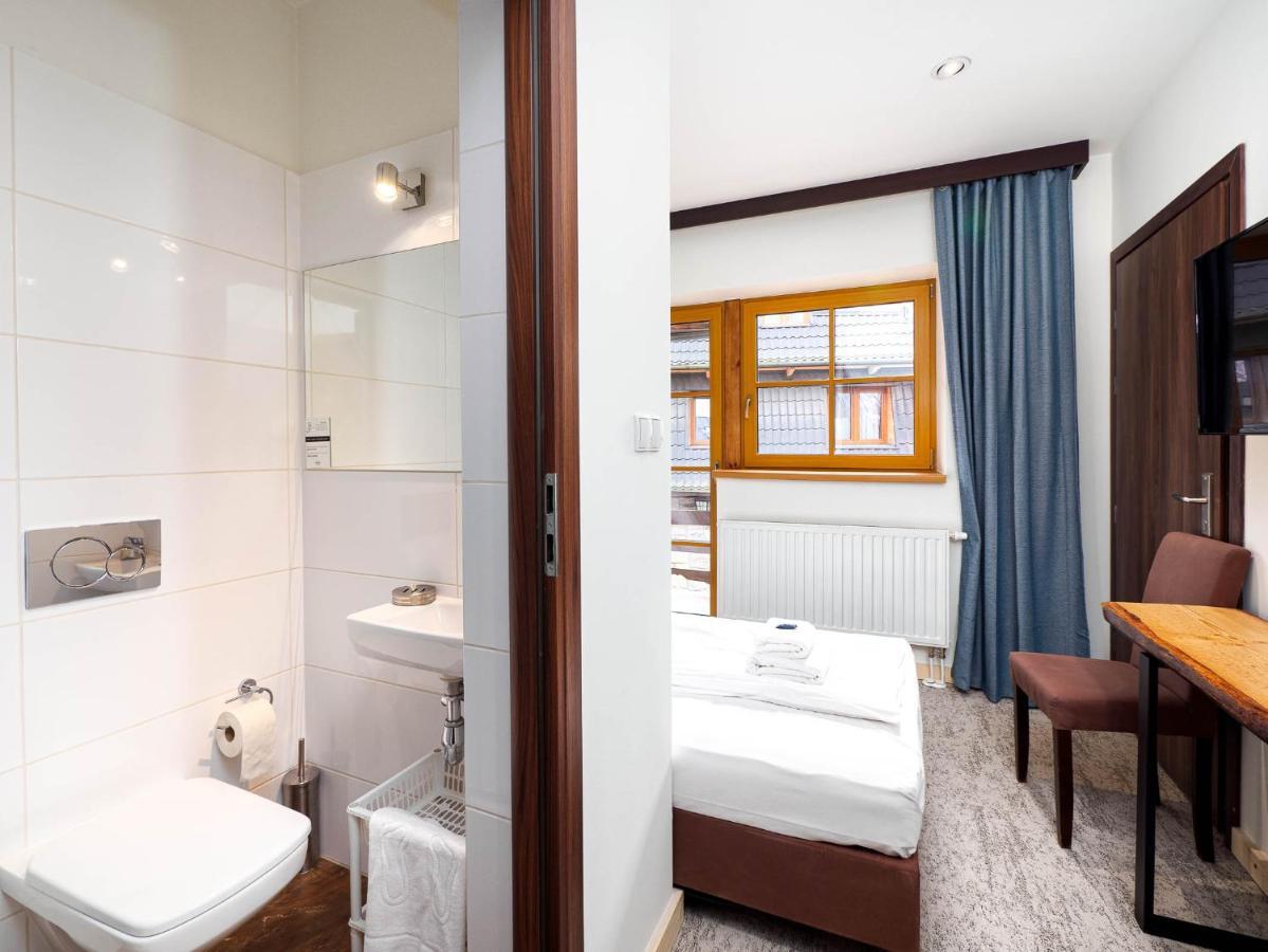 Bed & Breakfast Sienkiewiczowka 3*