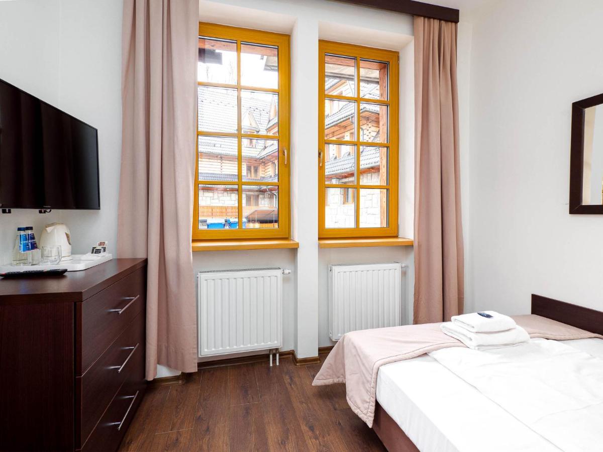 Bed & Breakfast Sienkiewiczowka 3*